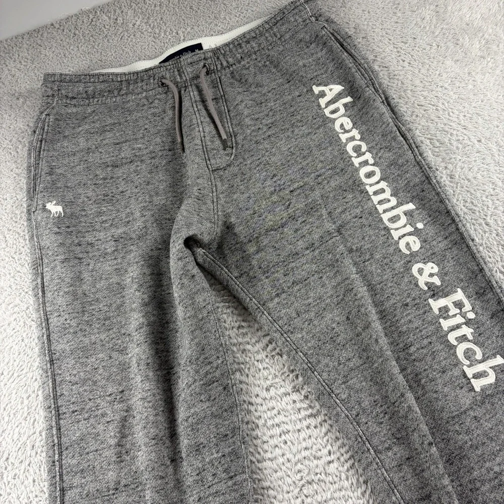 Abercrombie & Fitch ink stain